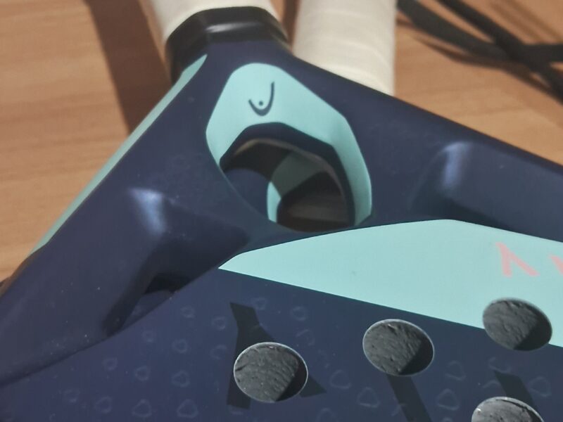 Vendo paleta de padel Head gravity motion en muy buen estado